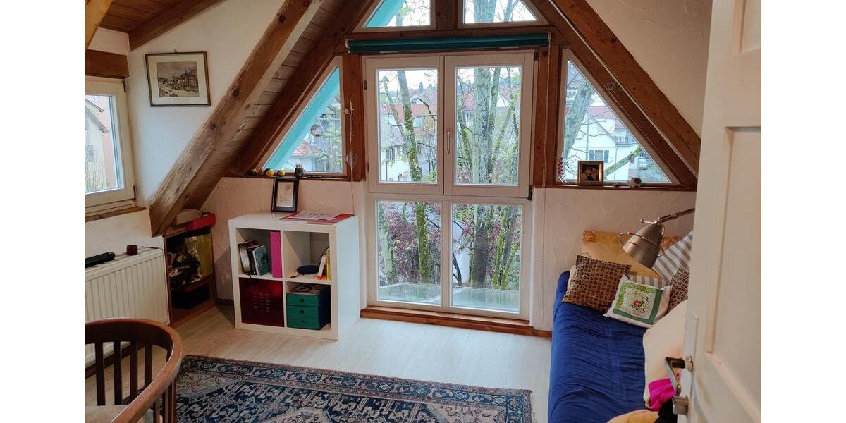 Maisonettenwohnung Tübingen Derendingen - 4 Zimmer, 160 m&sup2;, 2.500&euro; | Angebot:25407829