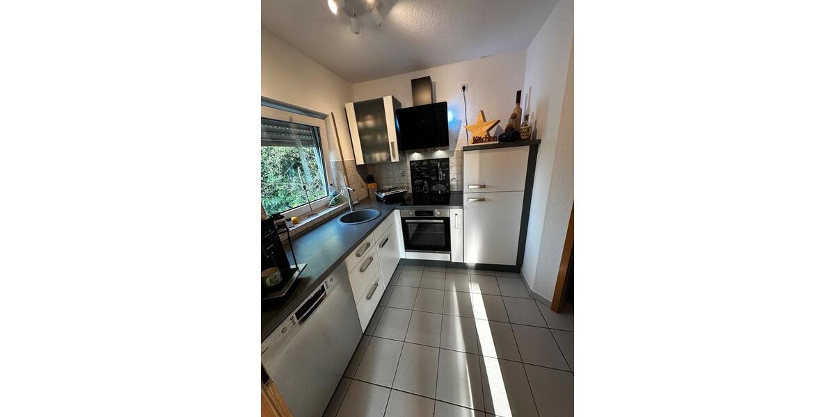 Dachgeschoßwohnung Kreuztal - 3 Zimmer, 72 m&sup2;, 180.000&euro; | Angebot:27171412