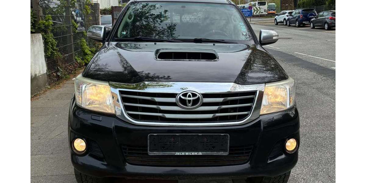 Toyota Hilux 420.152 km 13.900 &euro; Hamburg 20537
