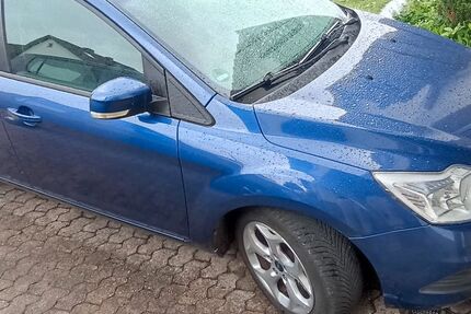 Ford Focus 202.000 km 2.300 &euro; Dörentrup 32694