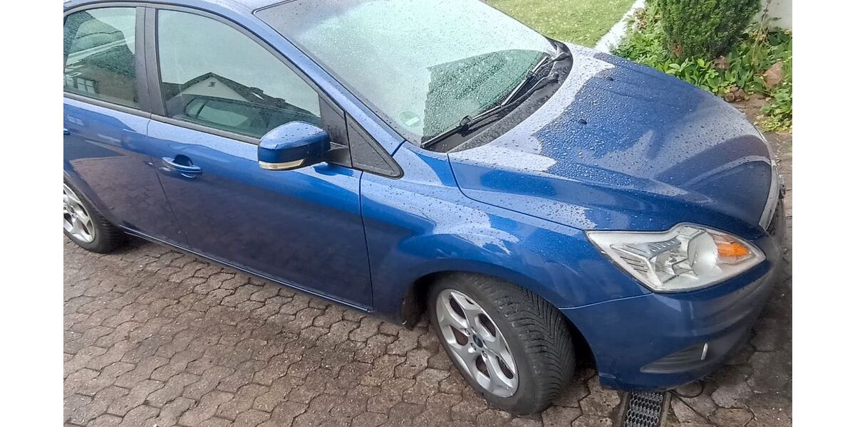 Ford Focus 202.000 km 2.300 &euro; Dörentrup 32694