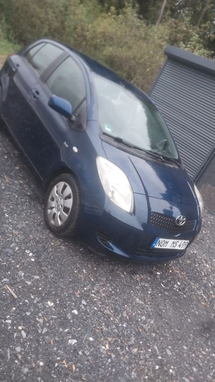 Toyota Yaris 165.000 km 2.999 € Dortmund 44339