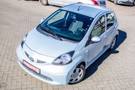 Toyota Aygo (X) 109.000 km 2.999 &euro; Nauen 14641