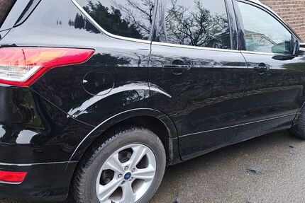 Ford Kuga 145.000 km 12.500 &euro; Hennef (Sieg) 53773