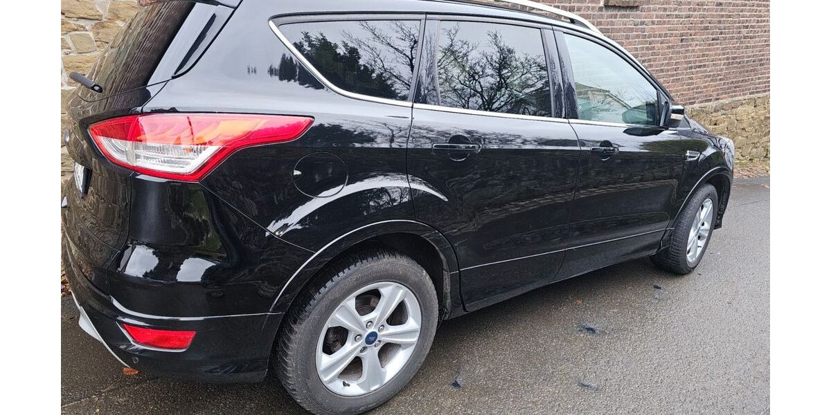 Ford Kuga 145.000 km 12.500 &euro; Hennef (Sieg) 53773
