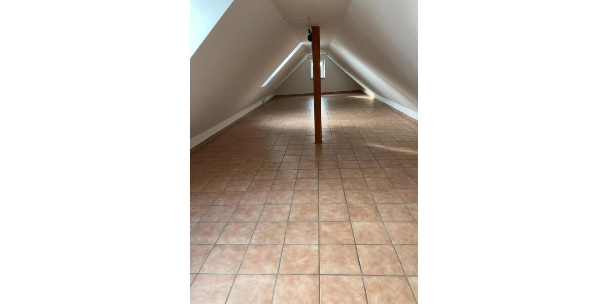 Maisonettenwohnung Geisenfeld - 4 Zimmer, 140 m&sup2;, 1.450&euro; | Angebot:25220515