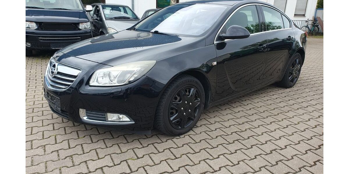 Opel Insignia 147.000 km 5.950 &euro; Nürnberg 90431