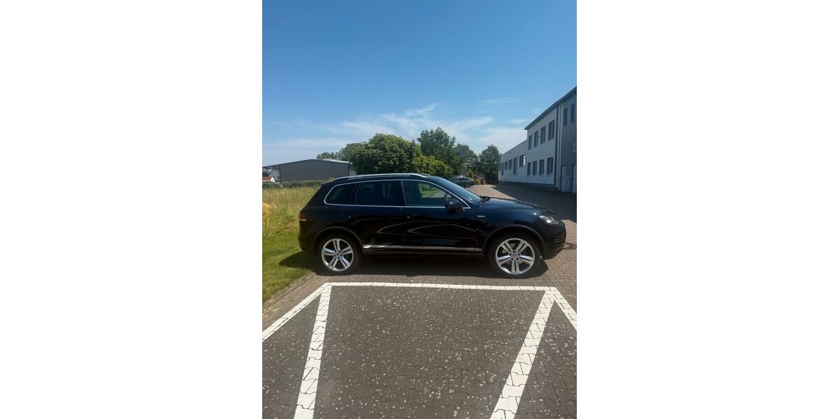 VW Touareg 179.000 km 19.900 &euro; Hilter 49176