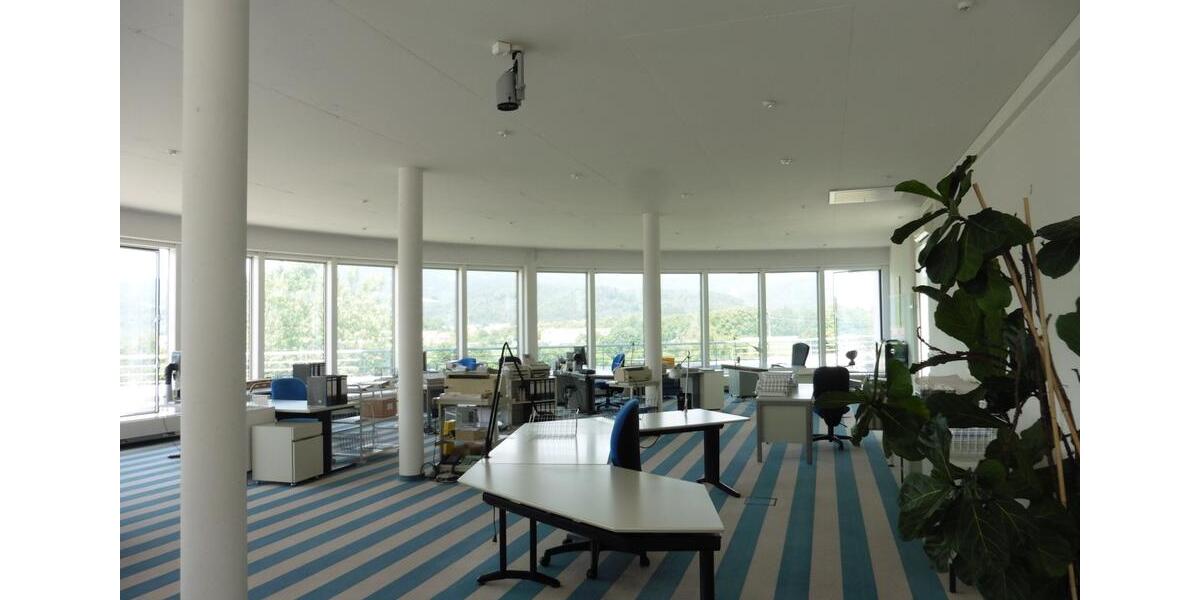 Gewerbeobjekt Kirchzarten - 2.400&euro; | Angebot:9580558