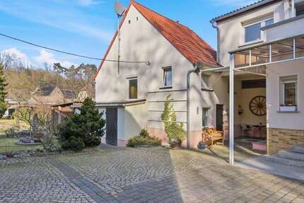 Haus Mücheln (Geiseltal) - 4 Zimmer, 180 m&sup2;, 295.000&euro; | Angebot:25749057