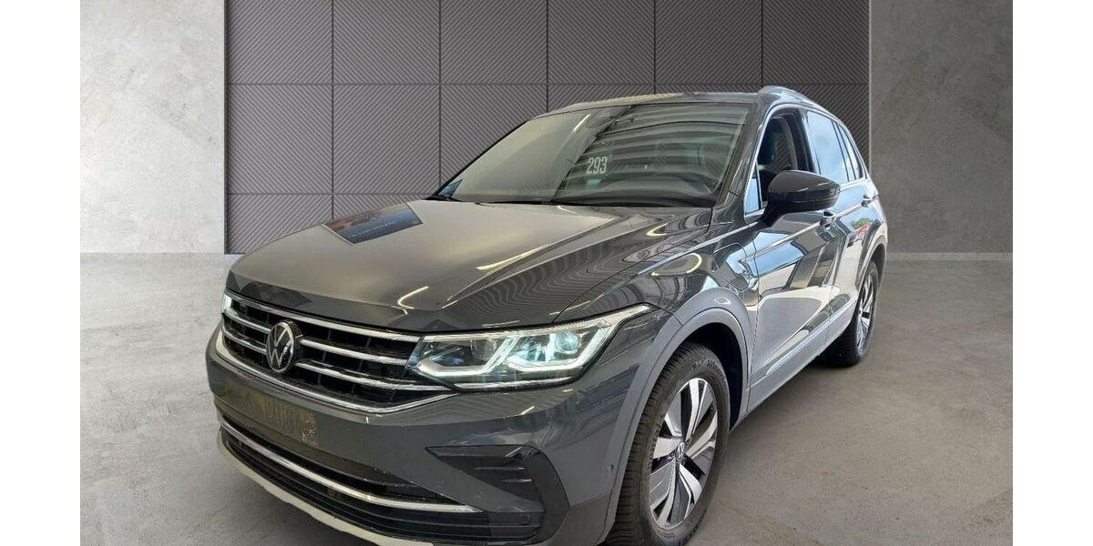 VW Tiguan 23.892 km 29.880 &euro; Wesel 46483