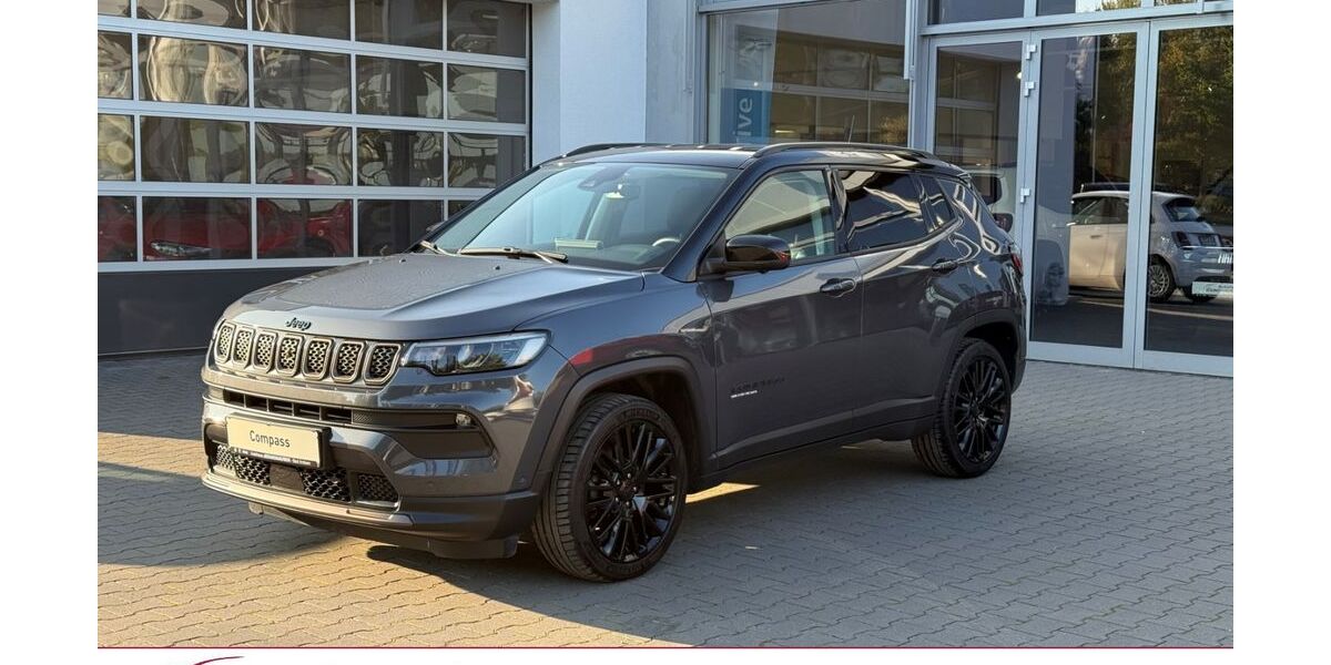 Jeep Compass 43.280 km 24.450 &euro; Bad Arolsen 34454