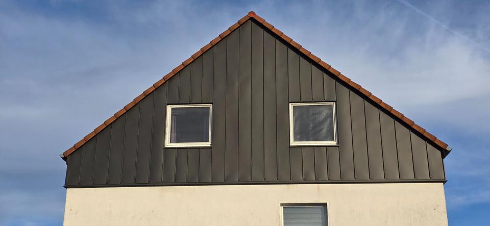 4 Zimmer- Dachgeschoss inklusive Pkw Stellplatz zu Verkaufen 4 zimmer