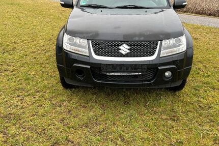Suzuki Grand Vitara 111.600 km 7.500 &euro; Eching 84174