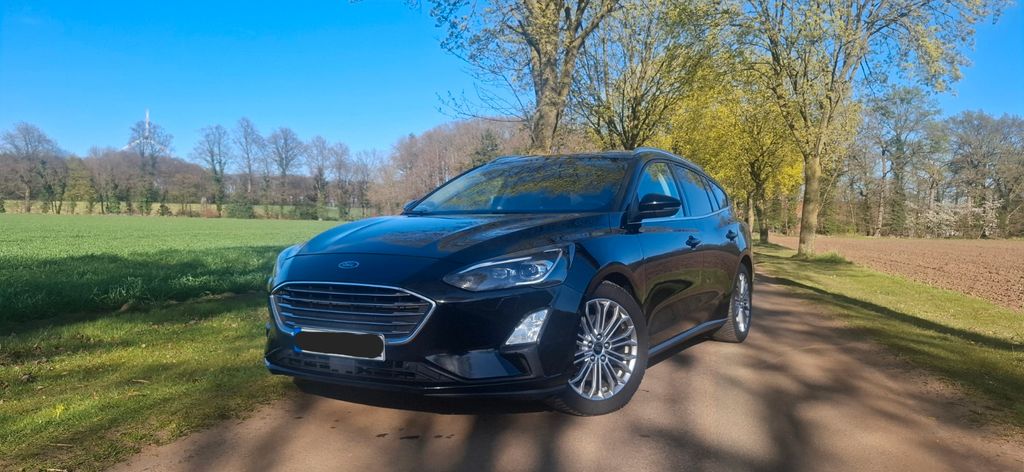 Ford Focus 160.542 km 9.999 &euro; Ibbenbüren 49477