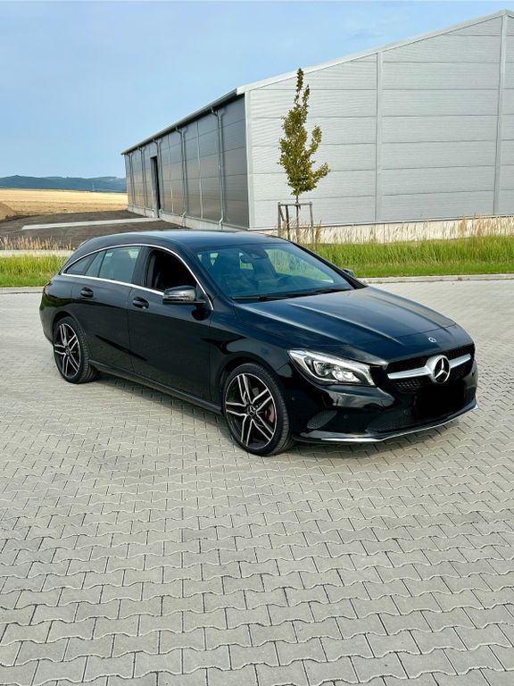 CLA 200 Shooting Brake