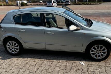 Opel Astra 157.800 km 2.500 &euro; Südbrookmerland 26624