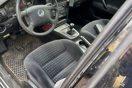 VW Passat 175.615 km 1.300 € Arnstadt 99310