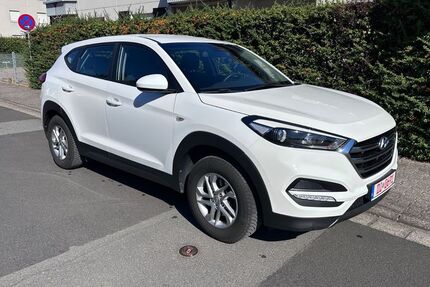 Hyundai TUCSON 89.000 km 11.490 &euro; Egelsbach 63329