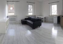 Renovierte 2-Zimmer Wohnung neben Burgberg