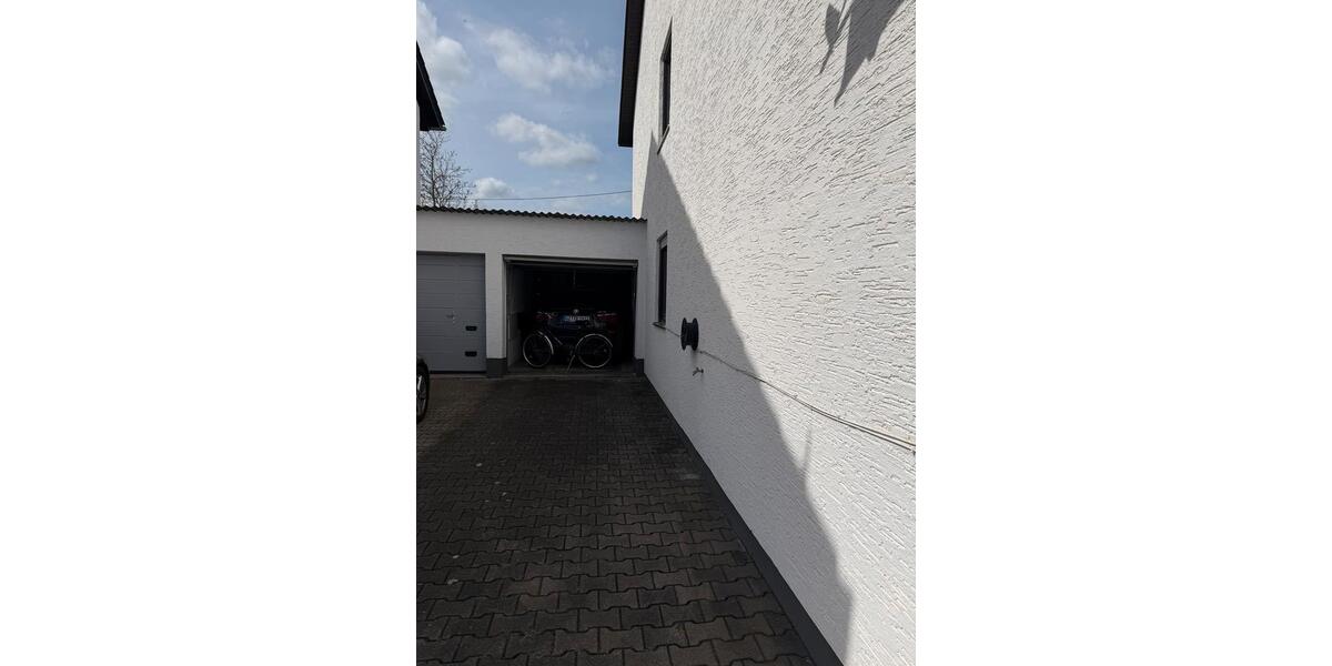 Reihenhaus Günzburg - 5 Zimmer, 140 m&sup2;, 1.500&euro; | Angebot:26062485