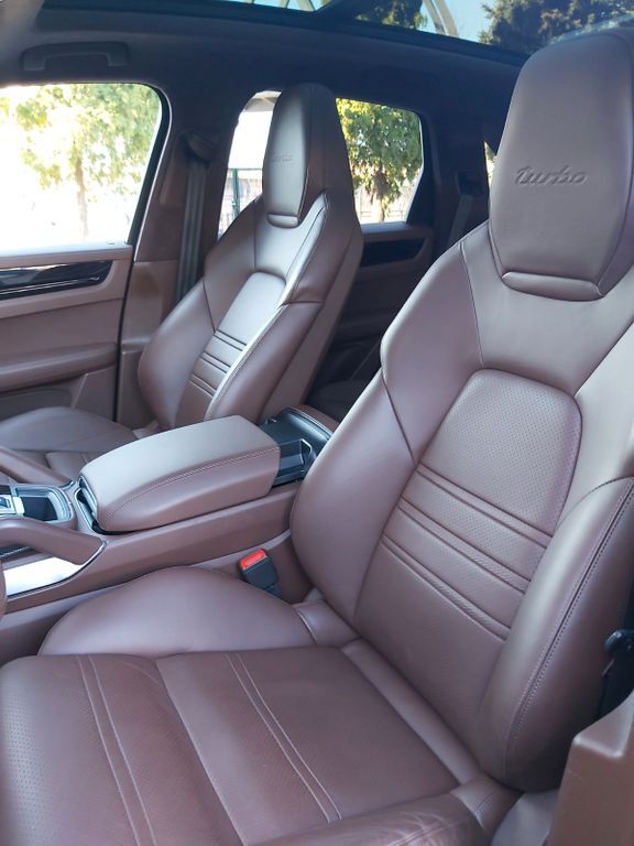 Porsche Cayenne 27.340 km 82.700 € Hamburg 20539