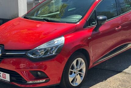 Renault Clio 69.000 km 7.490 &euro; Saarbrücken-Dudweiler 66125