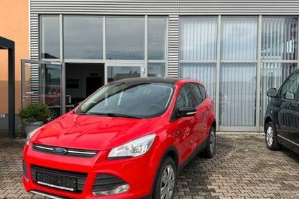 Ford Kuga 91.000 km 9.900 &euro; Frankenberg/Eder 35066