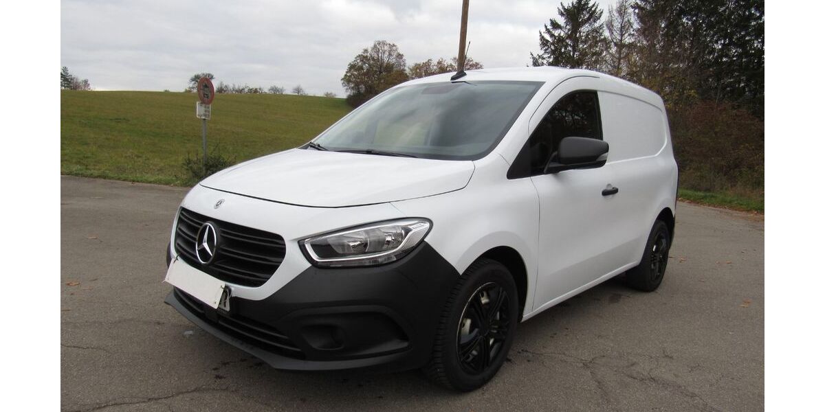 Mercedes-Benz Citan 168.000 km 7.999 &euro; Hechingen 72379