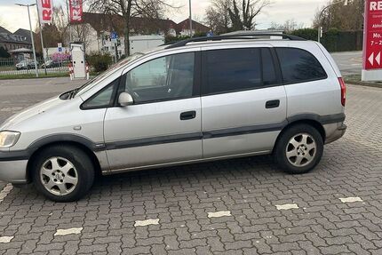 Opel Zafira Life 214.000 km 1.000 &euro; Bremen 28237