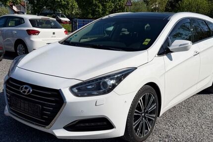 Hyundai i40 199.994 km 7.999 &euro; Wörth 76744