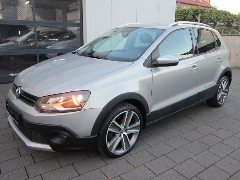 VW Polo 99.800 km 6.990 € Paderborn 33102