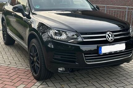 VW Touareg 257.800 km 12.500 € Riede 27339
