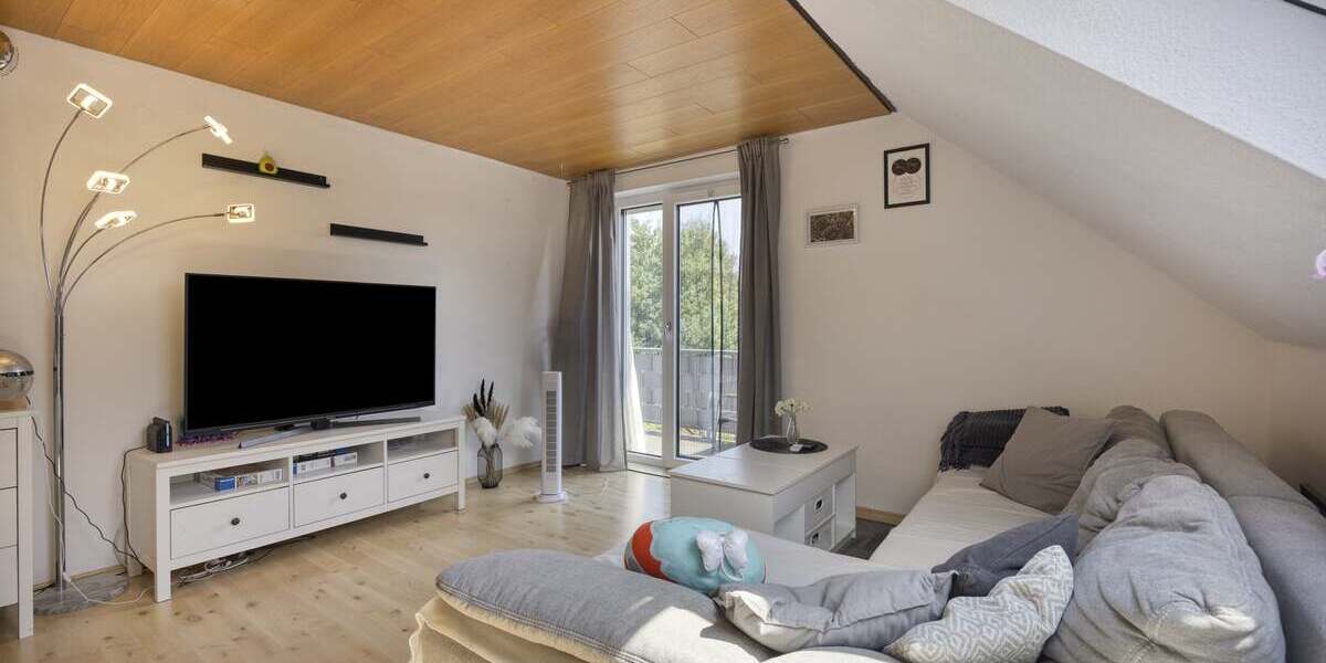 Freistehendes Einfamilienhaus mit Einliegerwohnung - Einliegerwohnung Staudt | Angebot:27120339