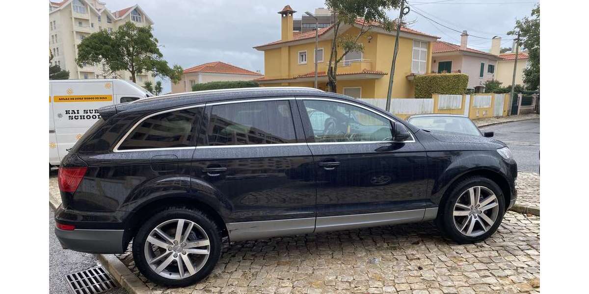 Audi Q7 215.000 km 17.000 € Frankfurt 60486