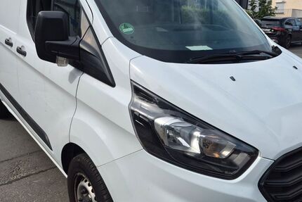 Ford Transit Custom 320.000 km 6.900 &euro; Bad Vilbel 61118