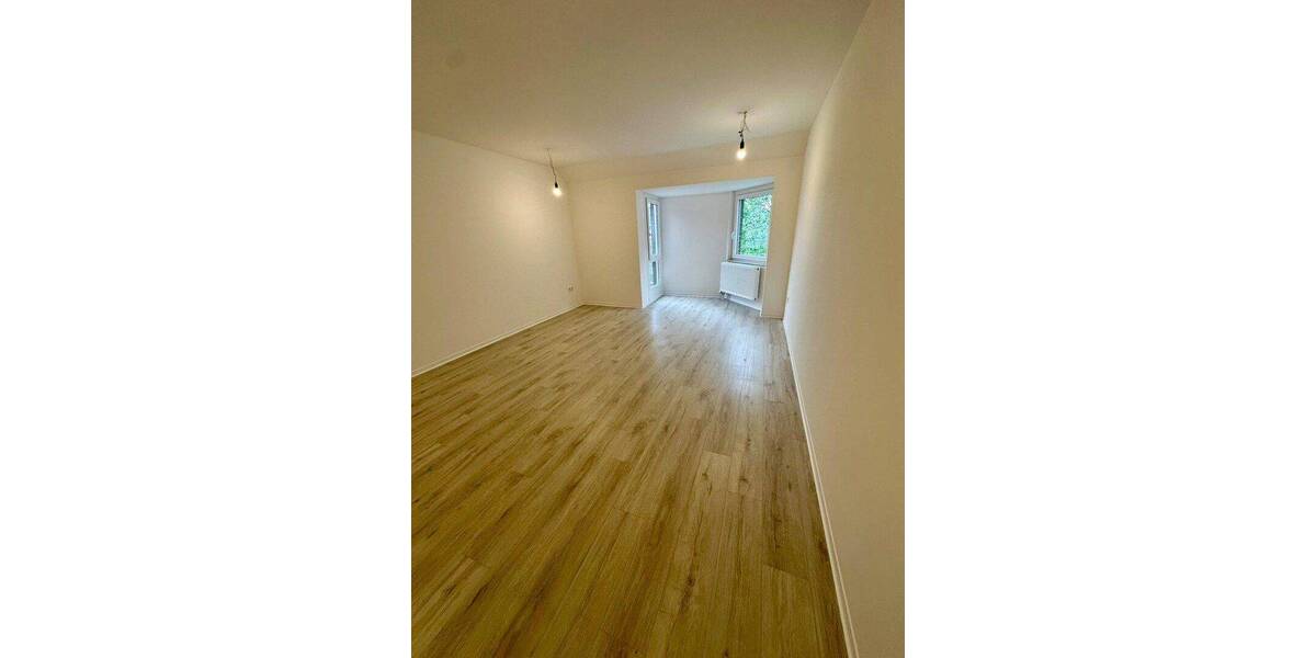 Etagenwohnung Düsseldorf Bilk - 4 Zimmer, 145 m&sup2;, 2.400&euro; | Angebot:26861741