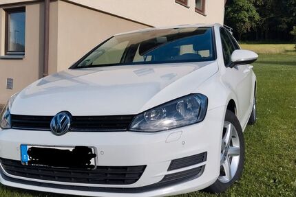 VW Golf 143.000 km 8.600 &euro; Münsingen 72525