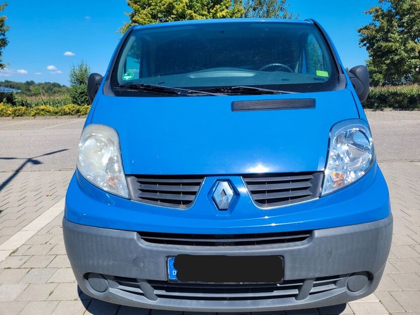 Renault Trafic 241.200 km 4.950 € Landshut 84030