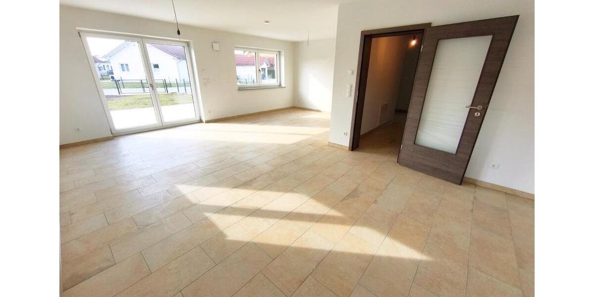 Doppelhaushälfte Rotthalmünster - 4 Zimmer, 125 m&sup2;, 1.312&euro; | Angebot:25349652