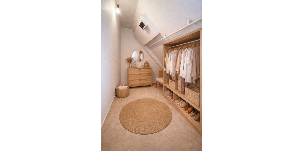 Etagenwohnung Stadthagen - 4 Zimmer, 133 m&sup2;, 1.050&euro; | Angebot:26891854