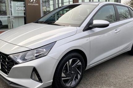 Hyundai i20 49.511 km 13.920 &euro; Ahlen 59229