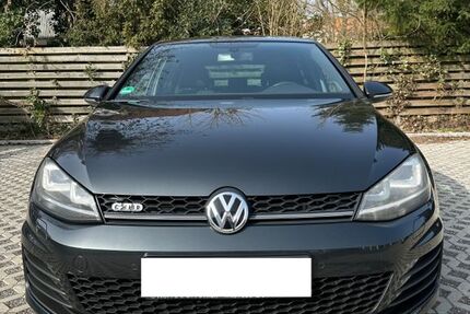 VW Golf 121.500 km 15.400 &euro; Varel 26316