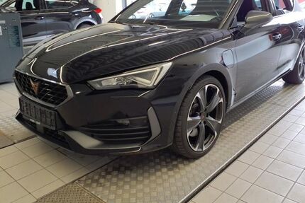 Cupra Leon 32.050 km 25.890 &euro; Burgoberbach 91595