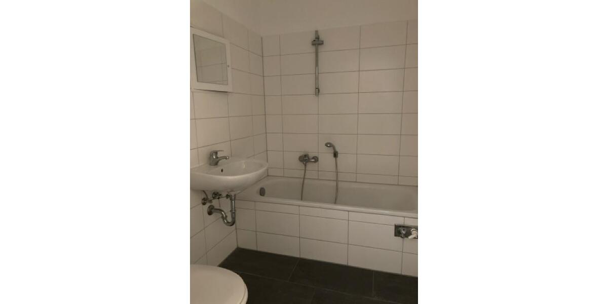 Etagenwohnung Stadtilm - 2 Zimmer, 42 m&sup2;, 230&euro; | Angebot:26382386