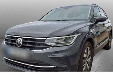 VW Tiguan 43.810 km 26.940 € Bad Homburg 61348