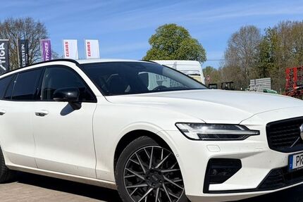 Volvo V60 22.350 km 36.771 &euro; Karstädt 19357