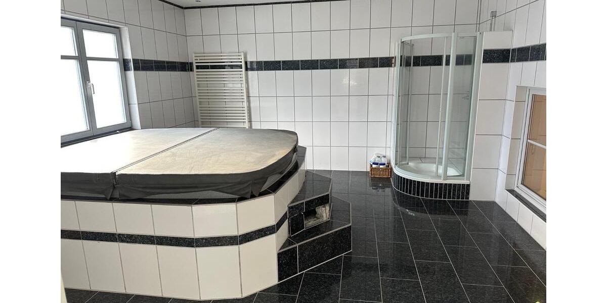 Luxuriöse Traumwohnung *nähe Köln* mit Dachterrasse in Engelskirchen-Wiehlmünden zu vermieten 5 zimmer