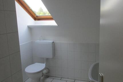 Schöne 2-Zimmer-Dachgeschosswohnung in Kellinghusen zu vermieten 2 zimmer