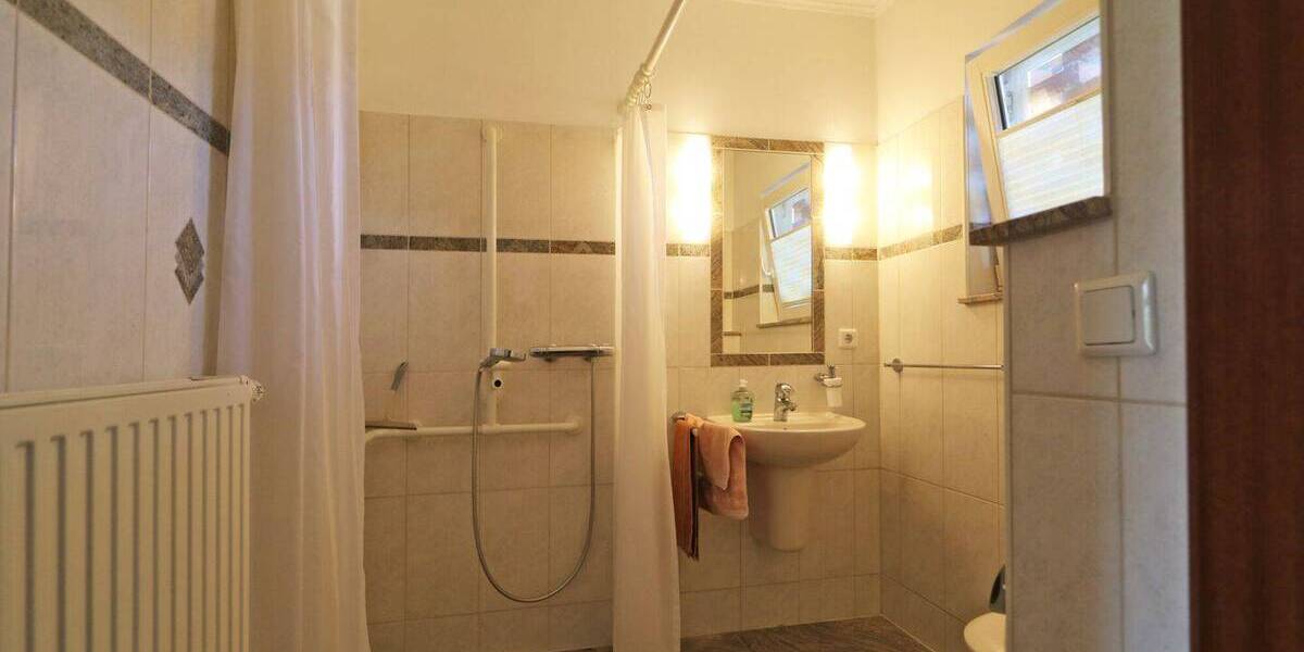 Einfamilienhaus Vechta / Langförden Calveslage - 5 Zimmer, 165 m&sup2;, 1.000&euro; | Angebot:26805716
